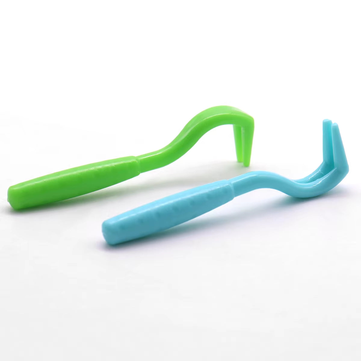 Flea and Tick Removal Tool Set for Cats and Dogs - 3 to 30 Pieces Grooming Tweezers and Insect Clips for Effective Pet Care